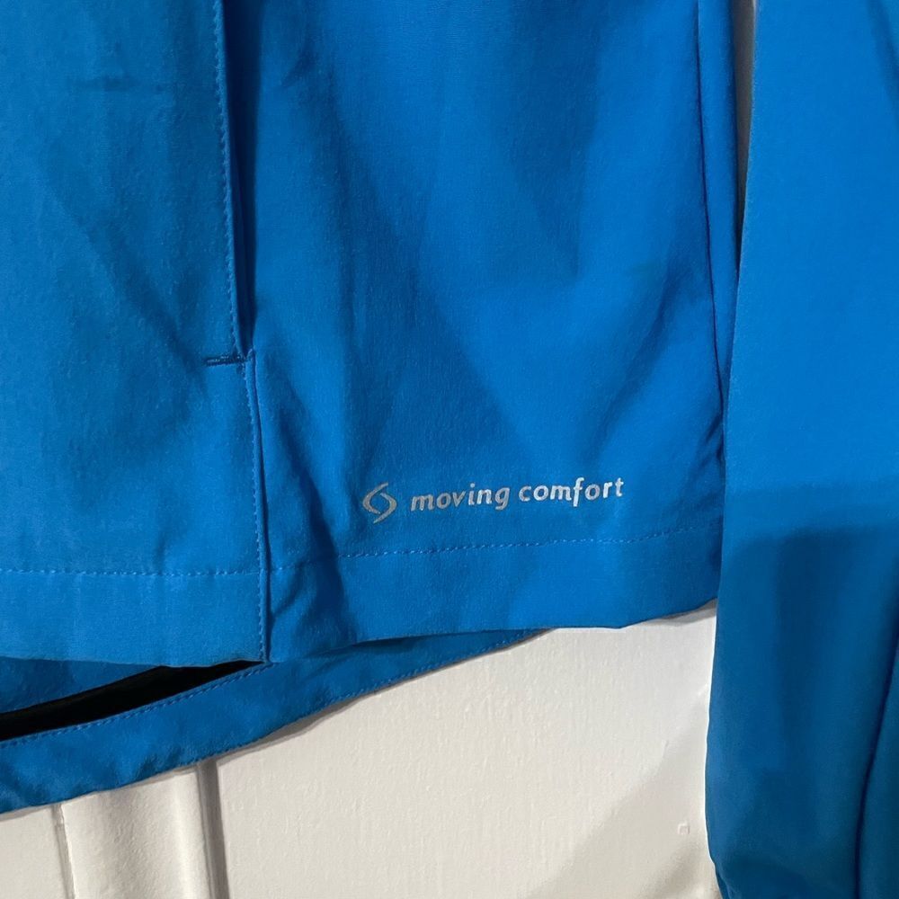Moving Comfort jacket - Picture 3 of 9